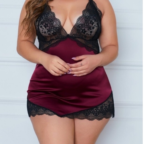 Burgundy Chemise - Picture 3 of 8